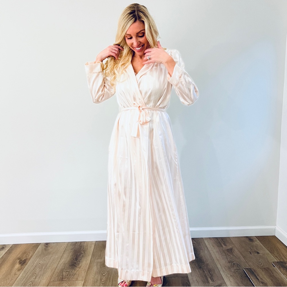 VTG Christian Dior Peach Robe